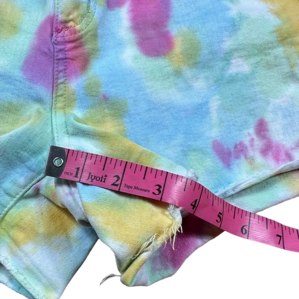 JUDY BLUE: Kelsea Tie-Dye Pastel Denim Jean Shorts -Size Small - Picture 8 of 13